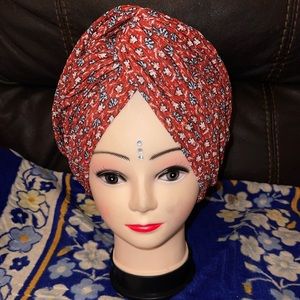 Red designed half-open head wrap